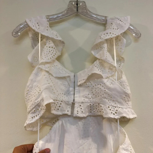 ASTR The Label Bohemian Classic Cutout Ruffle Eyelet Mini Dress Women's Small - Picture 9 of 9